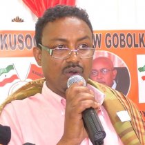 Siyaasi Xamarje Oo Muuse Biixi Ku Tilmaamay Ciilqabe Aargoosi Ku Jira, Kuna Baaqay Inaan La Joojin Sheegida Dhaliilihiisa