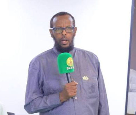 Wasiirka Waxbarashada oo Telesom ugu Baaqay inay Ka Noqoto Lacagta Lagu Xidhay Natiijada Imtixaannada