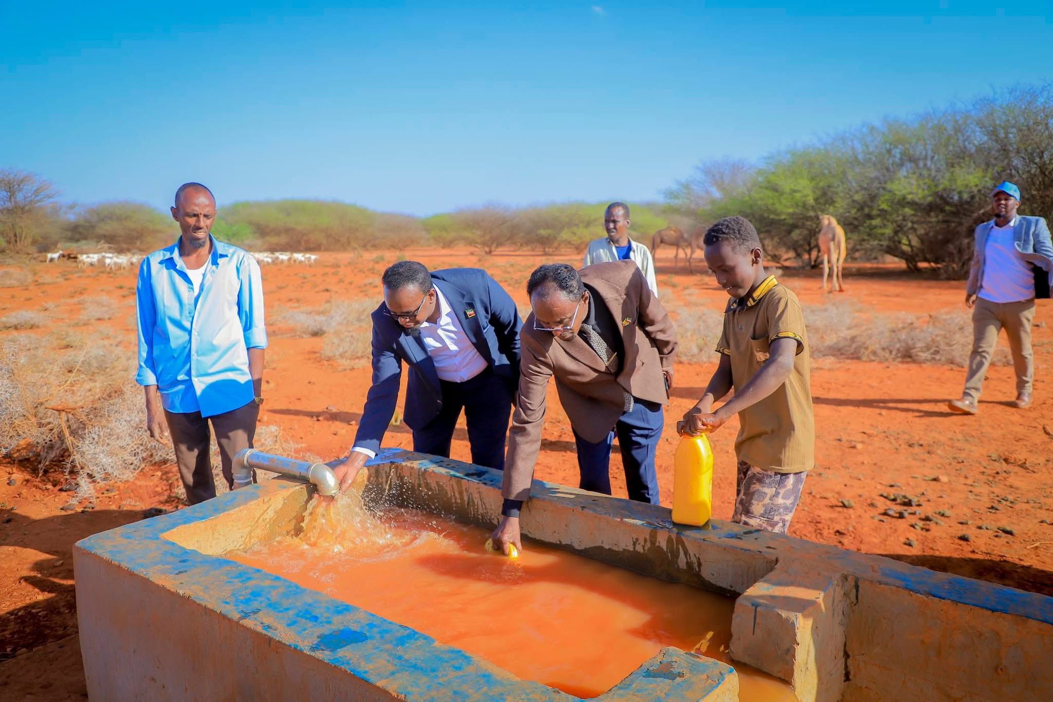 Wasiir Ku-xigeenka Biyaha JSL oo xadhigga ka jaray dhaam biyood dib loo dayactiray oo ku yaalla Bisiqa, Togdheer