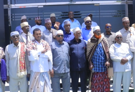 Salaadiinta,Cuqaasha iyo Odayaasha Gobolka Saaxil oo tageero u muujiyey Maayar Cidin DAAWO
