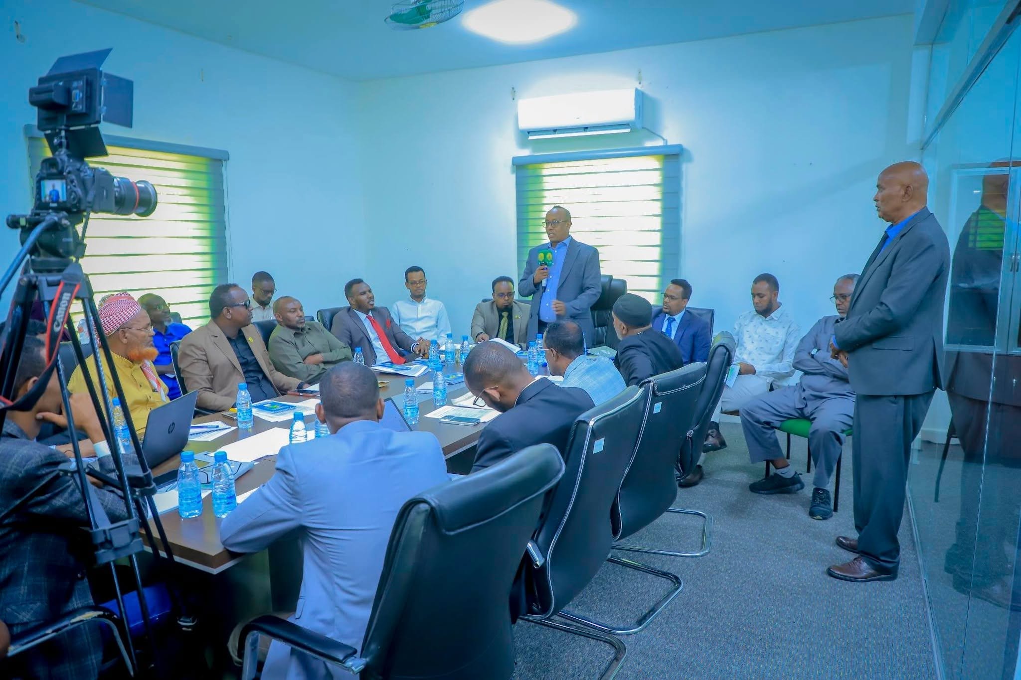 Wasaaradda Horumarinta Biyaha JSL oo Shir Laba Maalmood Soconaya la Yeelatay Isku-duwayaasha Gobollada