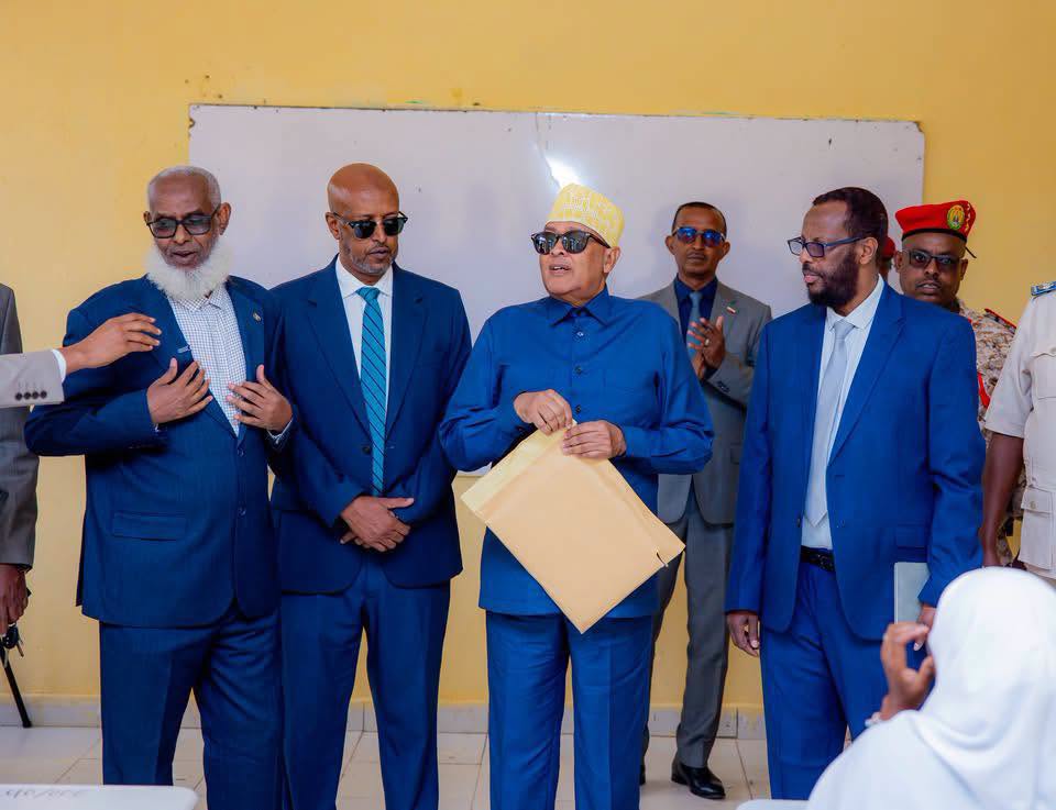 Madaxweyne Cirro oo Si Rasmi ah u Daah-furay Imtixaanaadka Shahaadiga ah ee Somaliland