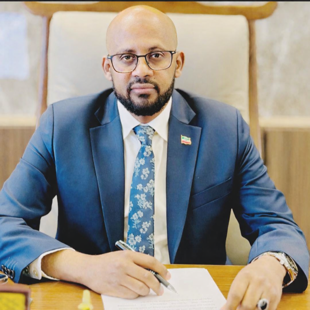 Minister Fu'aad Ahmed Nouh Comments on Djibouti and Somali Unity Debate