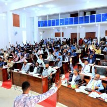 Ogow Magacyada Afar Xildhibaan Oo Ka Horyimid Ansixinta Xeer Hoosaadka Golaha Cusub Ee Wakiilada Somaliland