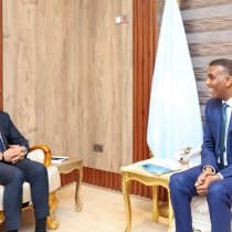 Top diplomat Leaves Mogadishu With Questions Over the Future of U.S. Policy in Somalia