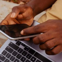Internet-ka Dalalka Galbeedka Afrika Oo Cilad Ku Timid