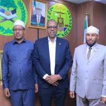 Shir-guddoonka Golaha Guurtida Somaliland Oo Qaabilay Wasiirka Maalgashiga Iyo Horumarinta Warshadaha