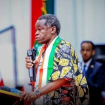 DEGDEG" Qaar Ka mid ah Garadad SSC iyo Salaadinta Somaliland Ayaa Maanta Nabad Ku Wada Qaatay  Dowlad Degaanka Somalida.