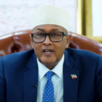 Xasan Sheekh Oo Si Uu Aqoonsiga Somaliland uga hor tago Maraykanka Dekedo U Balan Qaaday.