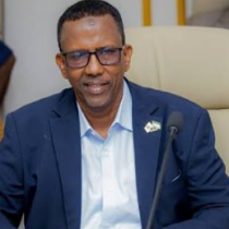 Wasiirka Xannaanada Xoolaha: 