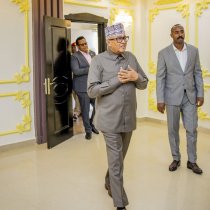Madaxweyne Cirro: 