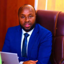 Maareeyaha Jidadka oo Ka Warbixiyey Horumarka Wadooyinka Dalka.