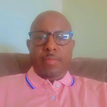 Maxay kawada hadleyn M.Xasan Sheekh M.Yoweri Museveni