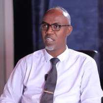 DAAWO : "Inaga Joojiya Ergada Muqdisho Ee Laascanood" Caaqil Beesha Muuse Biixiya