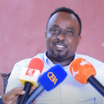 Suldaan Cismaan Aw Ismaaciil Xaaji Xirsi oo qaab Cajiib ah loogu Caleemo Saaray Magaalada Burco DAAWO