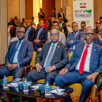 Jaaliyadda reer Somaliland ee ku nool dalka Boqortooyada Ingiriiska ayaa si diiran u soo dhaweeyay Safiirka cusub ee Jamhuuriyadda Somaliland u fadhiya UK, Mudane Siciid Xasan Biixi.