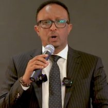 "Waa in aan qofkuu sharicigu qabto laga daba iman" Maayirka Caasimadda Hargeysa DAAWO