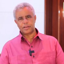 DAAWO : " Dadkii Qaarbaan Saaka Latirin" Maxamuud Xaashi