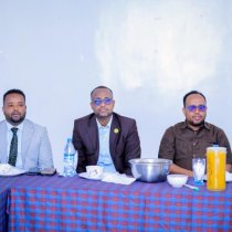 Khataraha Badda Somaliland ku xeeran iyo Markab hub ah oo lagu qabtay Puntland.