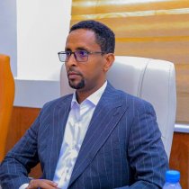 Maareeyaha Dekedaha Berbera oo Ka Warbixiyey Doon Kalluumaysi oo Gubatay