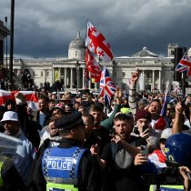 Mudaharaadkii Ugu Weynaa ee UK iyo Sababaha Dhabta ah ee Ka Dambeeya.  Cali Biixi