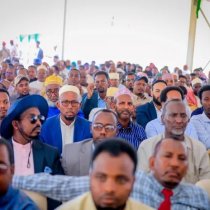 Laascaanood iyo Booqashada Raysal Wasaaraha Soomaaliya iyo Mowqifka ku aadan Xukuumadda Somaliland.