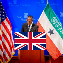 Maraykanka & Ingiriiska Oo Muuse Biixi Kala Hadlay Qorshaha Doorashada