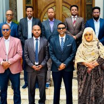 "Geesinimada Ciidamada Somaliland waxay soo Taxnayd Ilaa Dagaalkii Koowaad ee aduunka" Charles Thanock.