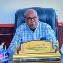 Guddida Joogtada iyo Anshaxa Ee Golaha Wakiillada Oo Dhegaysatay Cabashada Ururka Xirfadlayaasha Bulshada