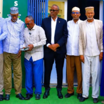 Wasiirka Maalgashiga Iyo Guddida Joogtada Ah Ee Guurtida Oo Baaq Nabadeed U Diray Beelaha Ku Dagaallamay Dhabar-dalool