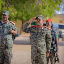 Taliyaha Ciidanka Qaranka Somaliland Oo Kormeeray Xeryaha Ciidanka Iyo Cusbitaalka Burco.