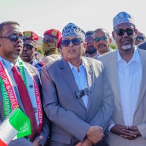 Daawo Somaliland Waxa ka Jira Dowlad Ma'ahan Waa Cunsuriyad{Xaamud Cali Cilmi}