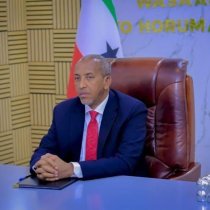 Wasiirka Maaliyadda Somaliland oo Shir Guddoomiyey Kulan Lagu Qiimaynayey Mashaariicda Baanka Adduunka