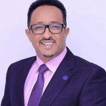 Madaxweyne Cirro oo U Mahadceliyey Ka Qaybgalayaasha Dhir-beerista iyo Wasaaradaha La Shaqeeya Deegaanka