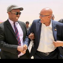 "Bulshada Somaliland Waxa aan Leeyahay Cadawgeena ha u Noqonina Qalinkii uu Wax ku Qorayay" Xil Khadar Xuseen