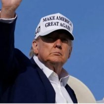 Trump oo codsaday kumannaan booliis dheeraad ah si ay u tarxiilaan soo-galootiga
