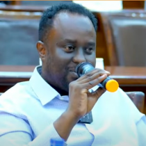 DAAWO: Suldaanka Cusub Ee Beesha Arab Oo U mahadceliyey Dadkii Ka Soo Qayb Galay Aaskii Aabihii