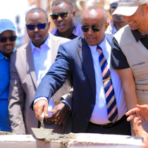 Wasiirka Biyaha Somaliland Oo Kabadheere Ka Dhagax-dhigay Laba Ceel-biyood Oo Loogu Talo-galay Oodweyne