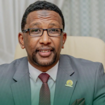 Wasiirka Arrimaha Gudaha Somaliland oo Dhalinyarada ugu Baaqay Inay Mudnaanta Siiyaan Ilaalinta Amniga