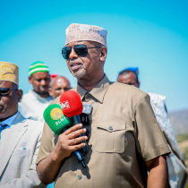 Somaliland Maanta Calankeedu Cirka Ayuuu Taagan Yahey Ee Yaynaan .. Jamac Muse Jaamac DAAWO