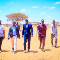 Masuuliyiinta Gobolka Daadmadheedh oo Kormeeray Dugsiyada Gobolka