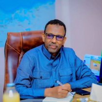 Wasiirka Xanaanada Xoolaha JSL Oo Dhagax Dhigay Mashruuc Lagu Horumarinayo Dhoofka Xoolaha