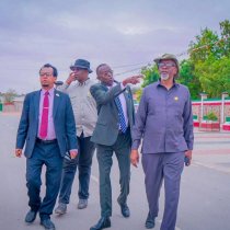 " Madaxweyne Cirro waa madaxweyne balanqaadkiisii fulinaya .." Wasiir Xussen DAAWO