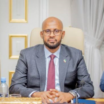 Wasiirka Cusub ee Biyaha Somaliland iyo Ku-xigeenkiisa oo Kormeer ku Tagay Xarunta Wasaaradda
