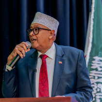 Wasiirka Deegaanka Somaliland Oo Qaabilay Muwaadin Ceerigaabo Ka Beertay 100 Geed