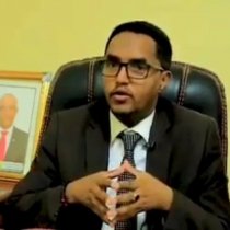 "Somaliland waxay xuduudaheeda ku gaadhaysaa qori ama nabad" Faysal Cali Waraabe: