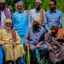 Maraykanka oo Maqlay Codka Shacabka Somaliland.  Qore Daahir Cabdi Ciise
