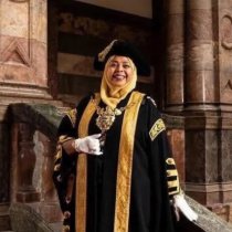 عمدة مدينة شفيلد الجديدة امرأة من أرض الصومال