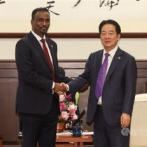 "Qarameynta Madanigu waxa ay Somaliland dunida tusaysaa in ay nabad tahay"Aqoonyahan Timo-wayne DAAWO