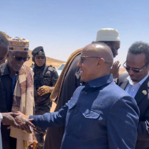 Wasiirka Biyaha Somaliland Oo Gaadhay Ceel Afweyn, Kana Daah-furaya Mashruuc Biyo Macaan